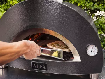 Four-Alfa-1-pizza