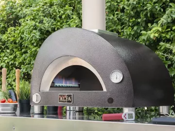 Four-Alfa-1-pizza