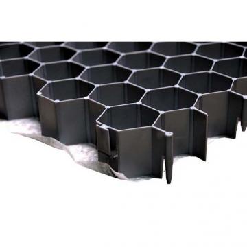 Plaque stabilisatrice pour gravier